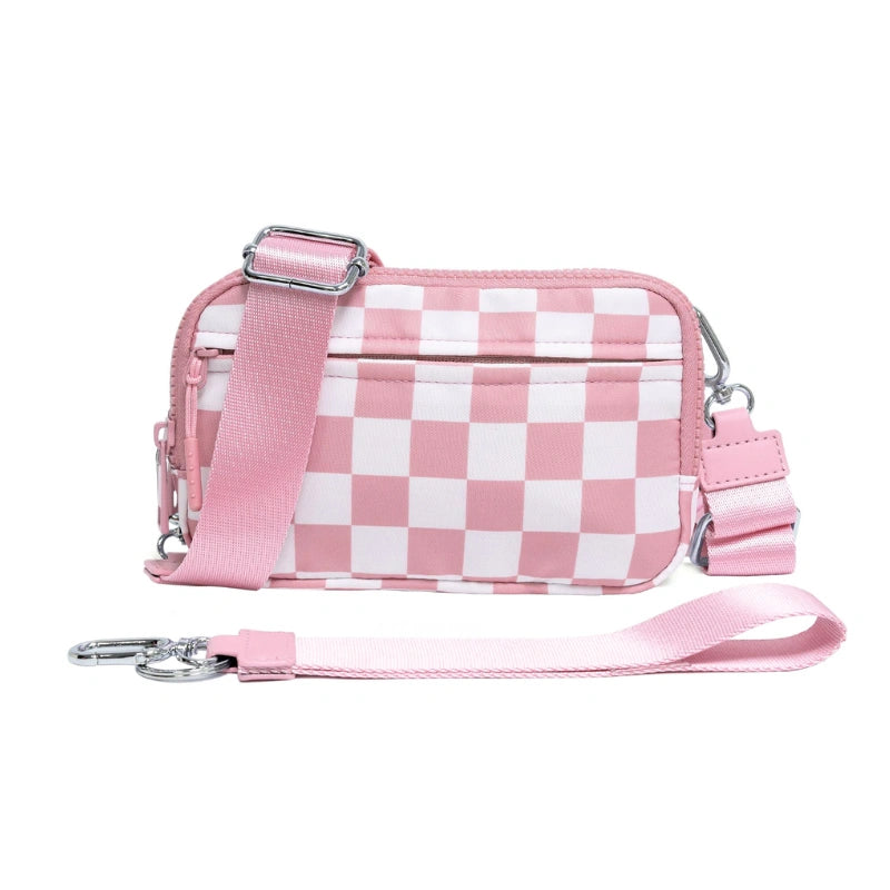 conic-gradient(from 90deg, #f7e3ec 25%, #FFFFFF 0 50%, #f7e3ec 0 75%, #FFFFFF 0)