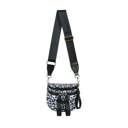 linear-gradient(125deg, #1f1f1f 50%, #ffffff 50%)
