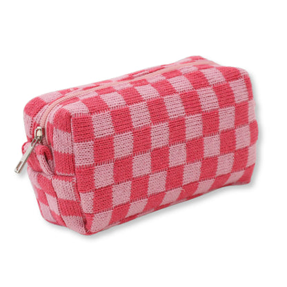 conic-gradient(from 90deg, #cf3f51 25%, #d4929a 0 50%, #cf3f51 0 75%, #d4929a 0)
